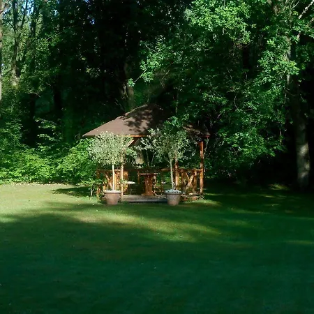 Victoria Couette-café 3*